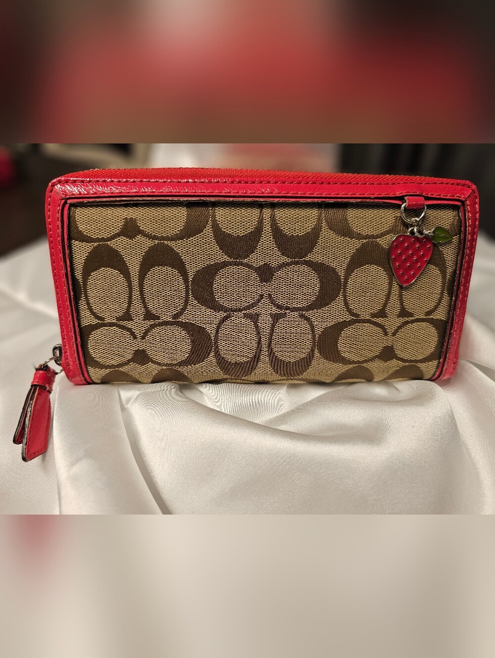 Coach Strawberry Charm Signature Zip Around Wallet Pink Leather Y2K